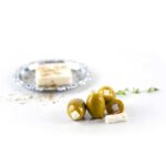 Грецькі оливки халкідікі фаршировані сиром фета